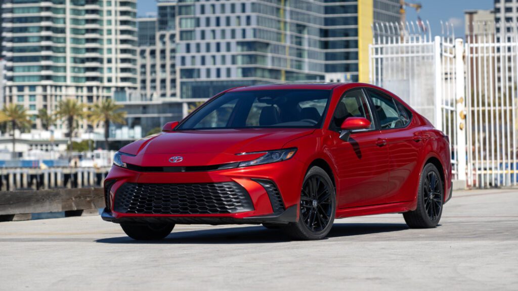 2025 Toyota Camry: The Hybrid Sedan That's Perfect For Families