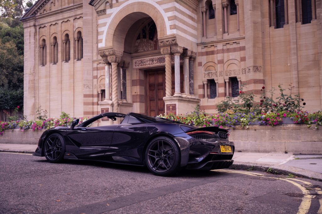 An In Depth Look At The 2022 Mclaren 765lt Spider