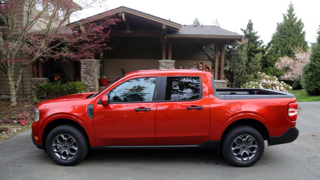 Evaluating The 2022 Ford Maverick Xlt: Does Its Cargo Space