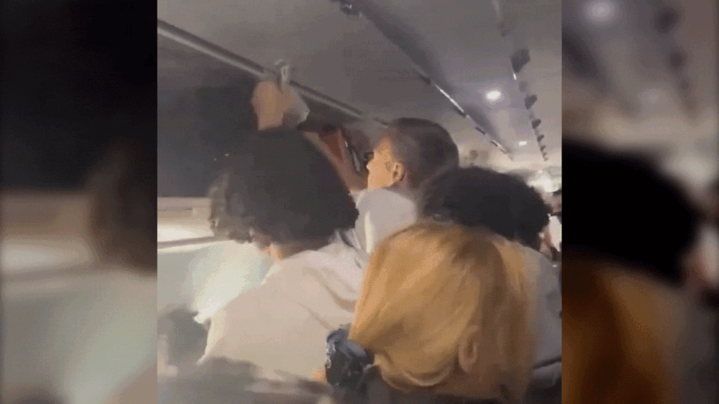 Laptop Ignites Mid Air, Forcing Chaotic Evacuation On American Airlines Flight