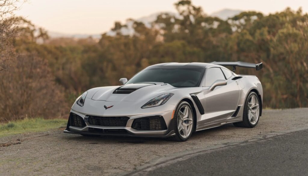 Ultimate Buyer's Guide: Navigating The Corvette C7 Z06 And Zr1