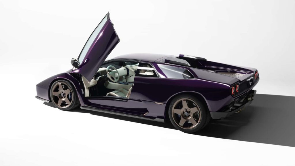 Eccentrica Cars To Produce 19 Units Of V12 Diablo Restomod