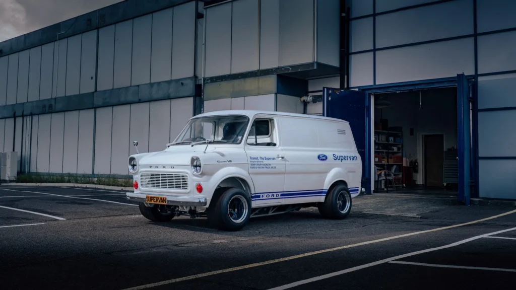 Ford Supervan Returns With Gt40 V 8 Engine Power