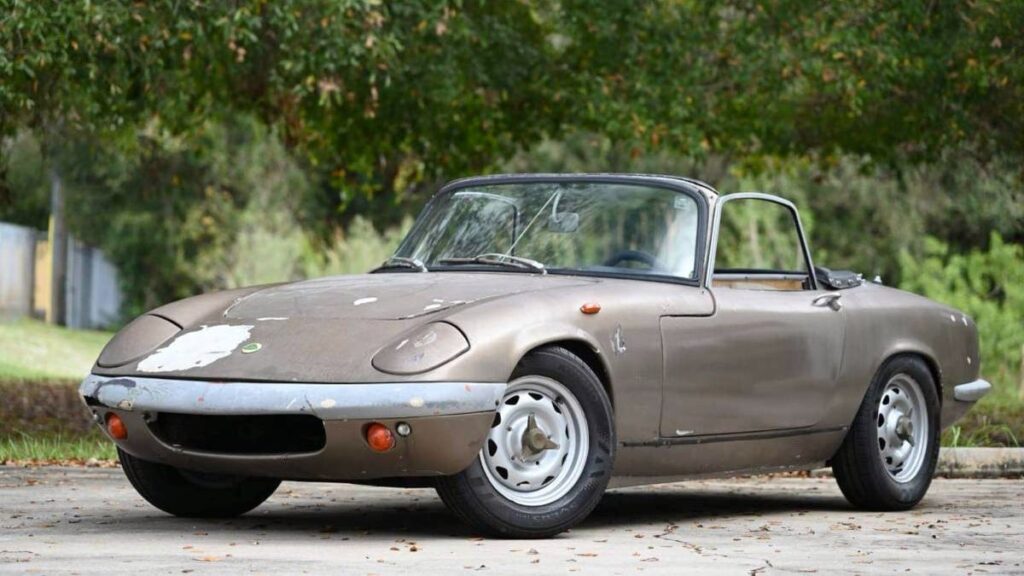 Is This 1967 Lotus Elan Se Project Worth $16,950?