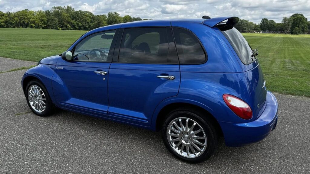 Low Mileage Chrysler Pt Cruiser Turbo With Manual Transmission Available For