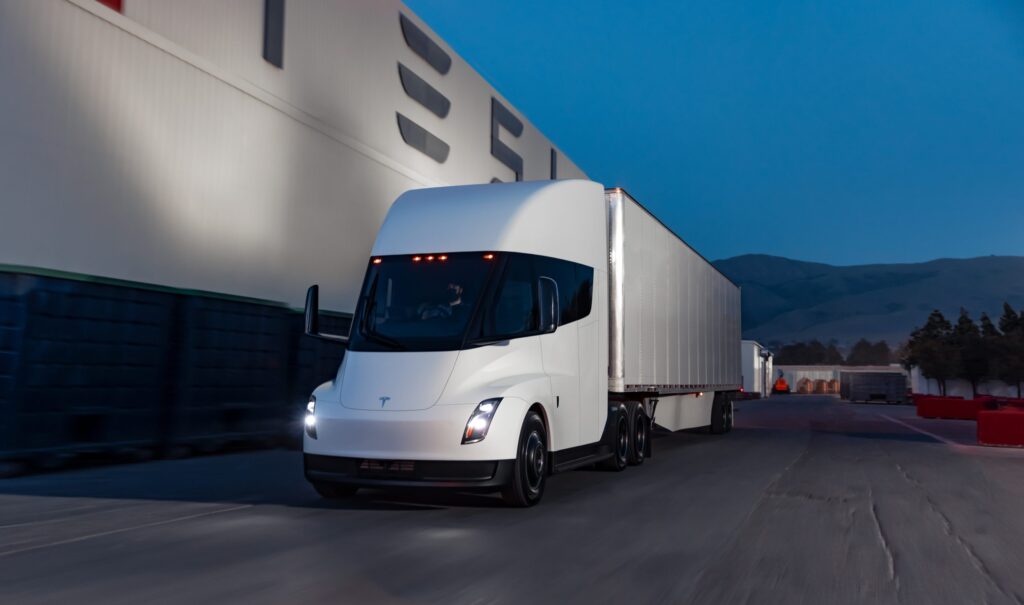 Tesla Semi Tests Full Self Driving Capabilities Near Nevada Gigafactory