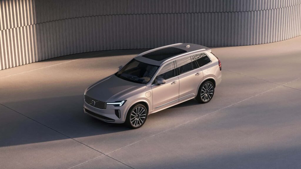 2025 Volvo Xc90 Phev Features Sleek Design And Innovative Technology