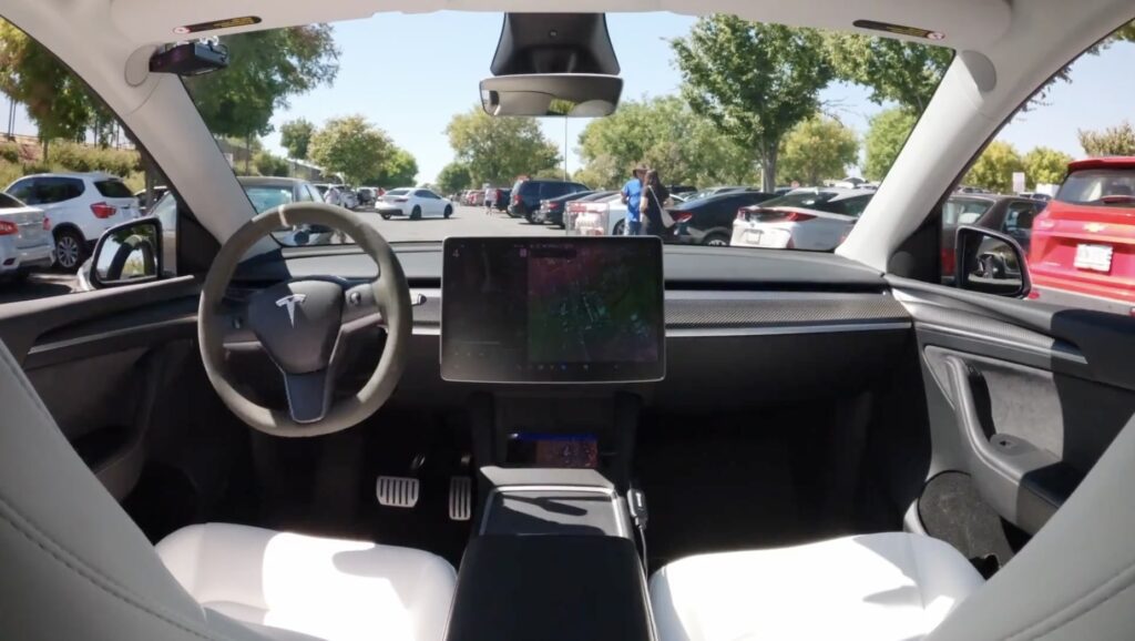 Analyzing Tesla Smart Summon Performance In A Costco Parking Lot