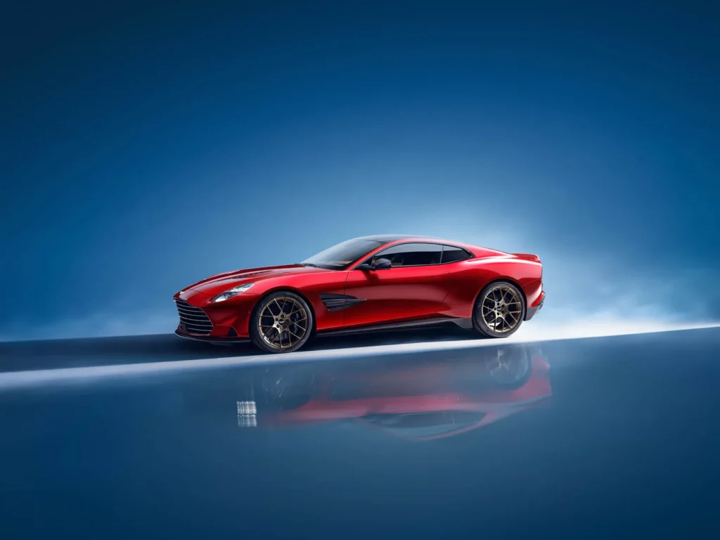 Aston Martin's 2025 Vanquish: Stunning Design And Powerful V12 Engine