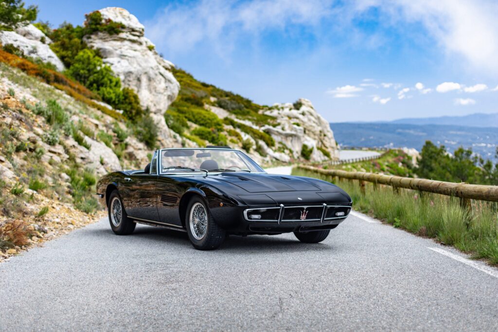 Classic 1970 Maserati Ghibli 4.7 Spyder By Ghia: Timeless Elegance