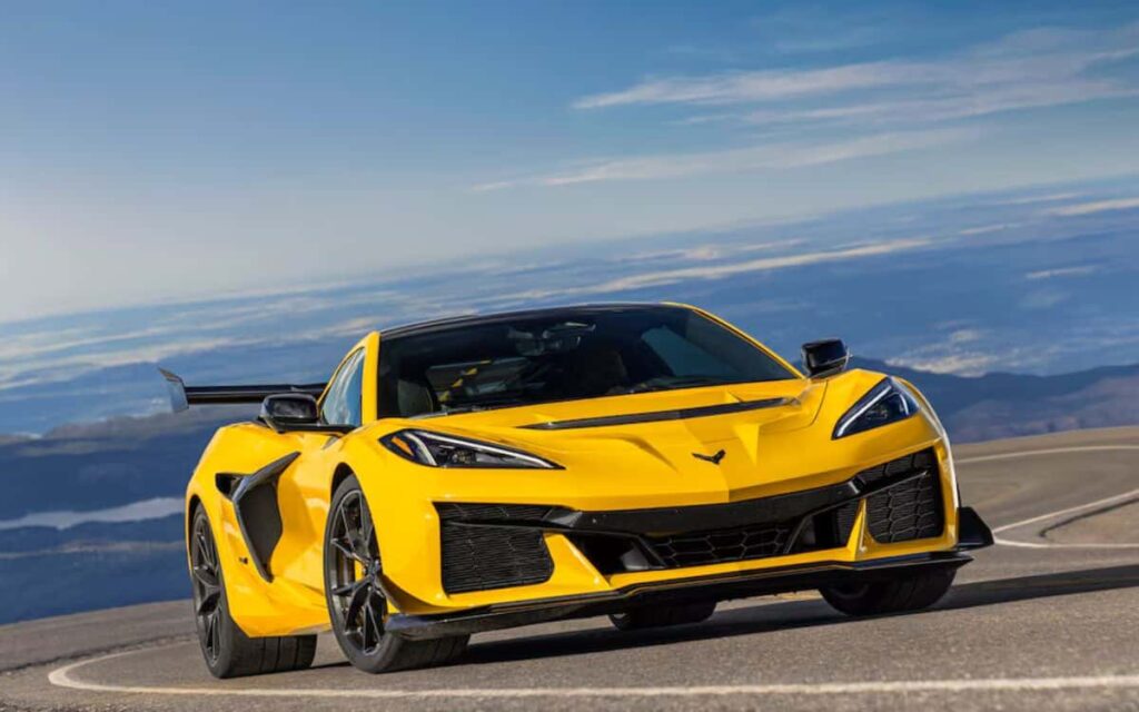 Corvette Zr1 Unveiled: Most Powerful Vette Ever With 1,000 Horsepower