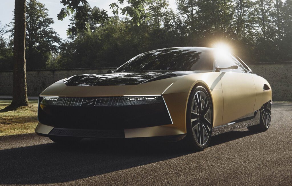 Modern Citroën Sm Concept Imagined By Ds Automobiles