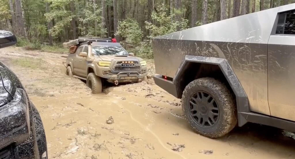 Tesla Cybertruck Overcomes Mud, Rescues Stuck Toyota Pickup Truck