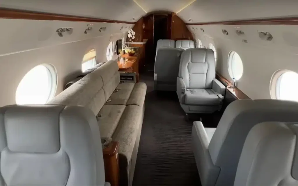 Youtuber Reveals Stunning In Flight Experience On Gulfstream G450 Jet