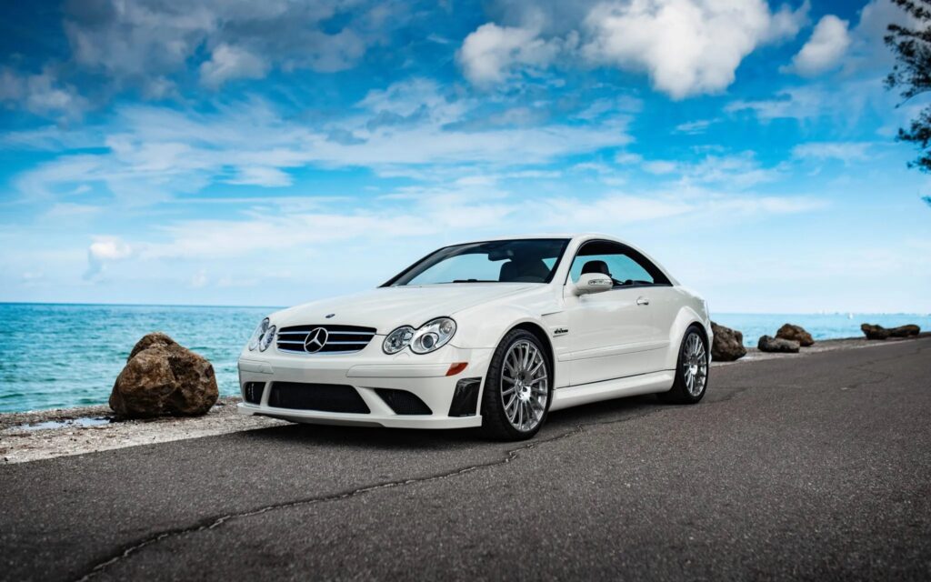 Discover The High Performance 2008 Mercedes Benz Clk63 Amg Black Series Model