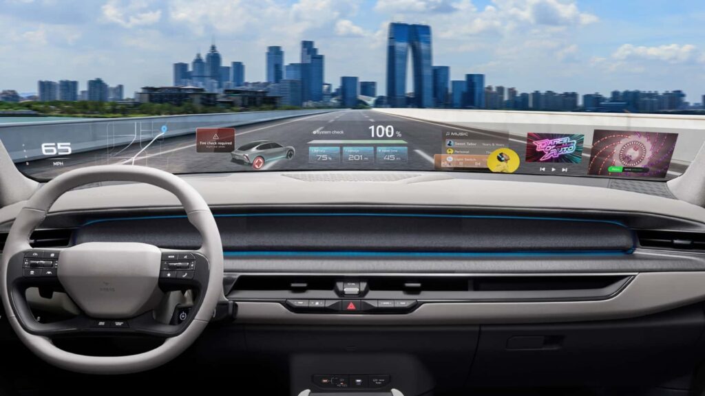 Hyundai Innovates By Integrating Control Features Directly On Windshields