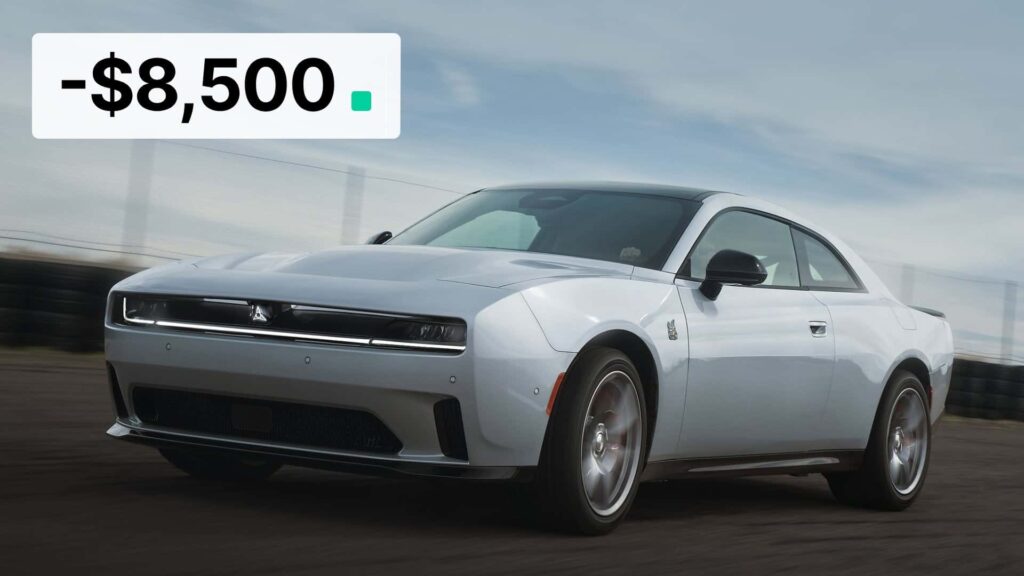 Mopar Owners Get $1,000 Off On New Dodge Charger Daytona