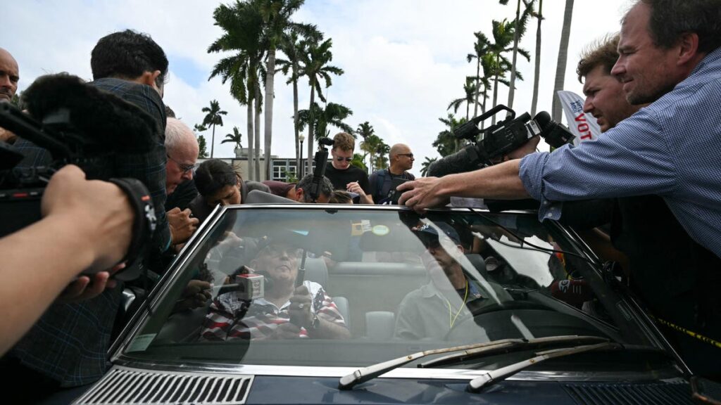 Rudy Giuliani Votes In Florida After Driving Lauren Bacall's Mercedes