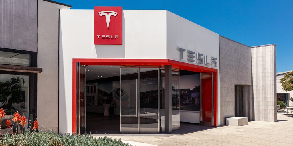 Tesla Receives Higher Price Target Despite Continued Sell Rating Concerns