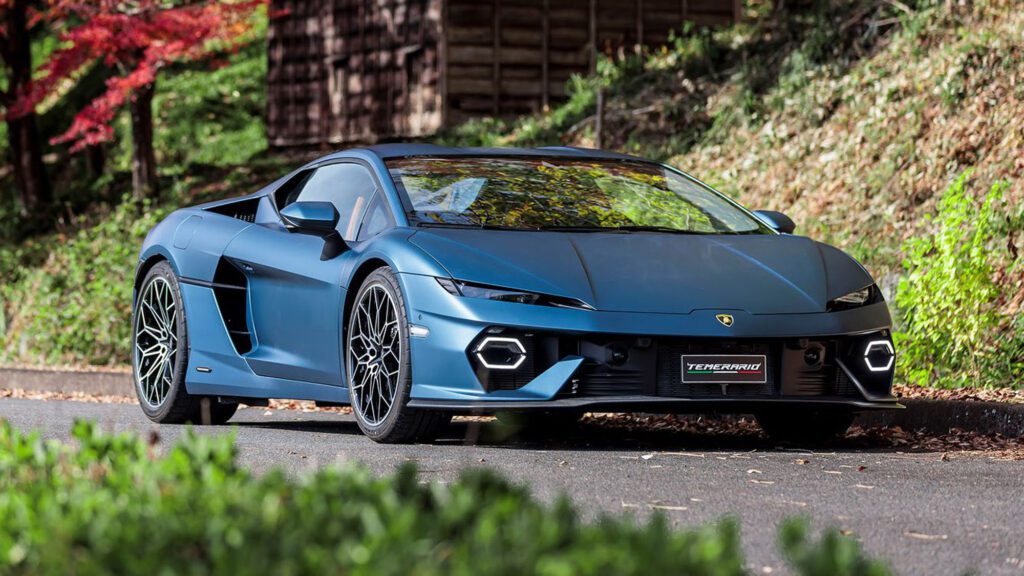 Lamborghini Supercars Take Over Tokyo's Bustling City Streets