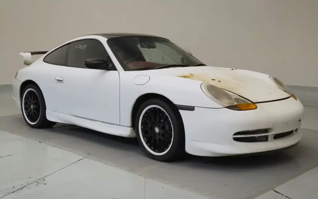 Bargain Porsche 911 Acquired By Youtubers After Fire Damage Repair