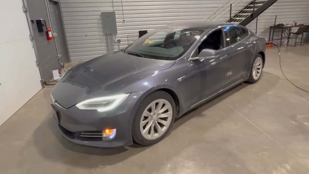 Discover The Range Of A Tesla Model S After 250,000