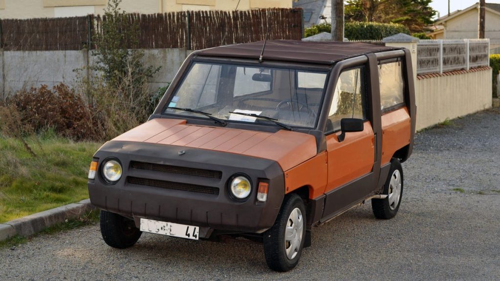Renault Rodeo: The Neglected French Icon Of 1980s Beach Culture