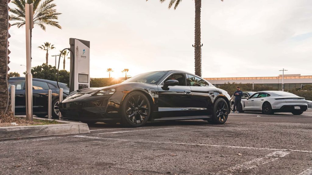 California Surpasses Gas Stations With Increased Number Of Ev Chargers