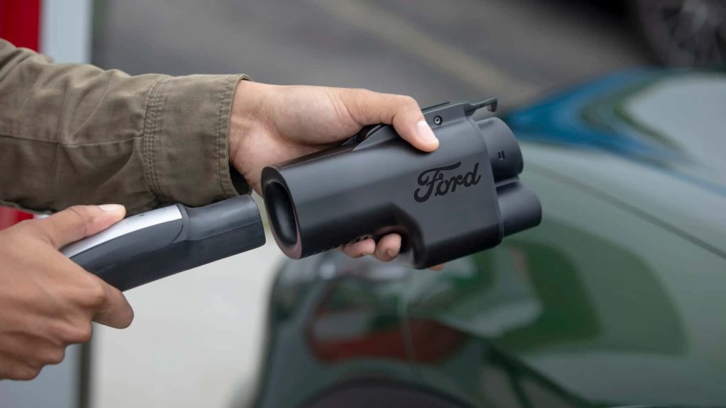 Lectron's Tesla Adapter Faces Challenges Amid Supercharger Compatibility Issues