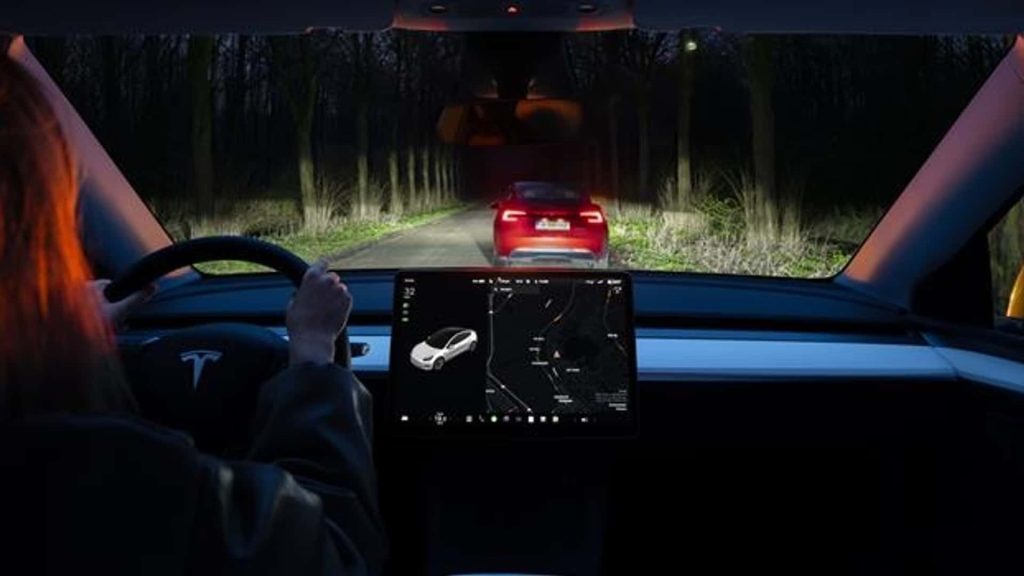 North american teslas receive adaptive high beam headlights in latest update